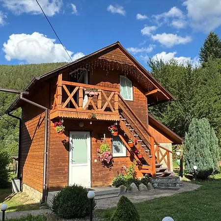 Дом отдыха Demyaniv Family Татаров